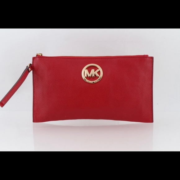 NEW - Michael Kors - “Fulton" Large Pebbled W/wristlet - Red Leather Clutch - Picture 1 of 14
